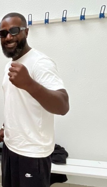 Calvin, entraîneur ROC Boxe